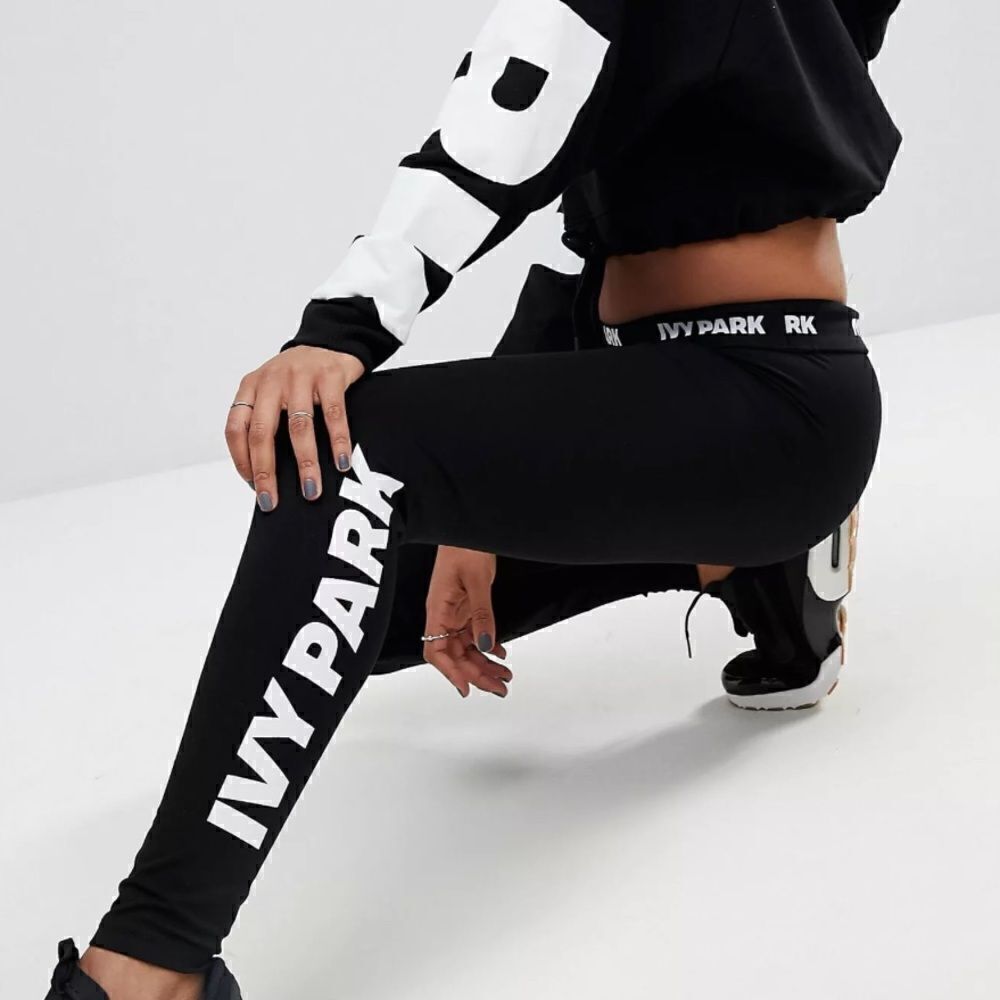 Ivy Park Black and White Logo Leggings Women’s XS